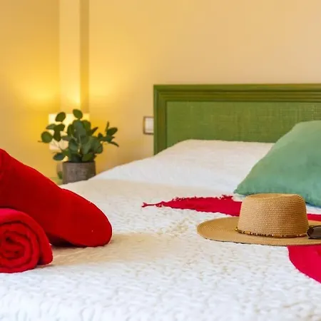 Luxury With Sea View, Heated Pool Вилла Арона