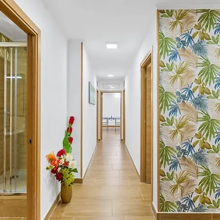 Luxury With Sea View, Heated Pool Вилла *